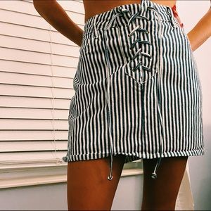 Pacsun denim skirt striped, size 27